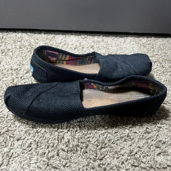 TOMS Alpargata Black Slip-On Shoes, Size 8 - Picture 4 of 8